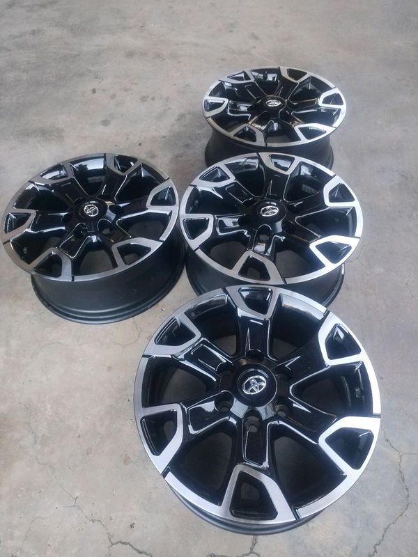 TOYOTA LEGEND 50 Magrims 6Holes 18Inch A Set of Four On Sale.
