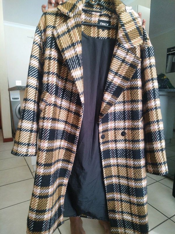 Ladies coats 350r