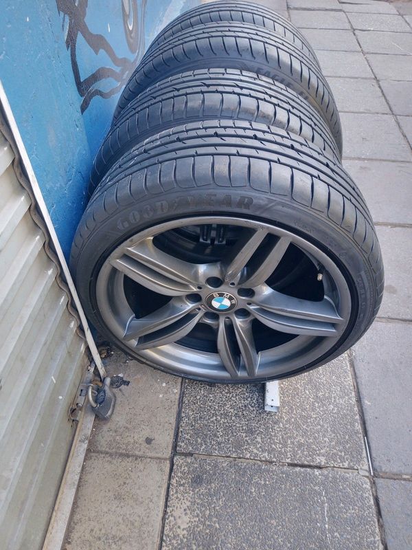 A Set of 19inch Rims And TYRES