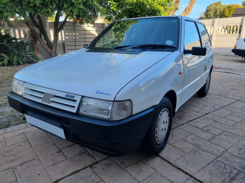 2001 Fiat Uno Expresso Panel van R29999