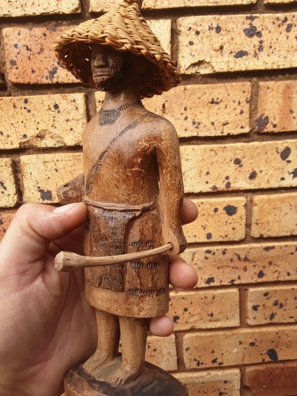 Powerful wooden south africa statue