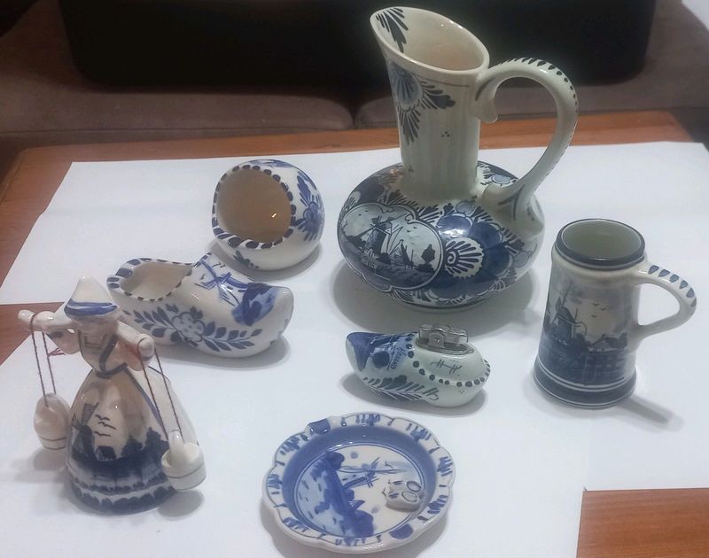 Reduced  7 x Delft Blue items Mint condition