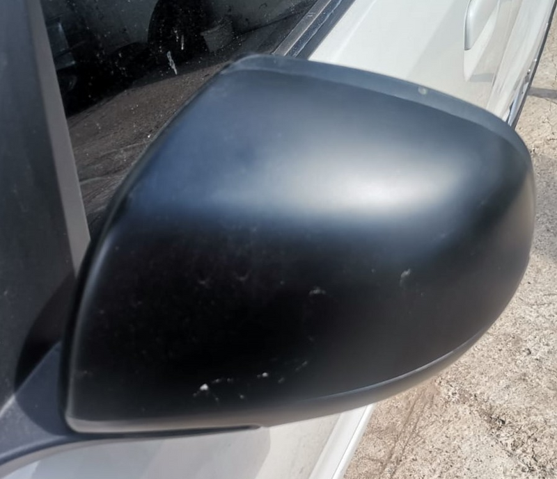 FOR SALE – Suzuki Alto 2010-2017 Used Door Mirror