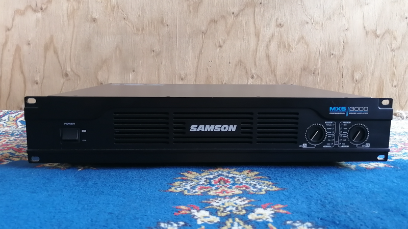 SALE: SAMSON MXS3000 Live Sound Power Amplifier