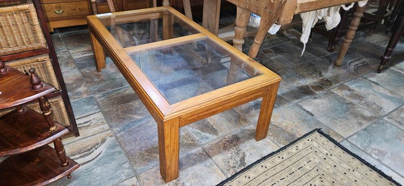 Oak Glass-top Coffee Table