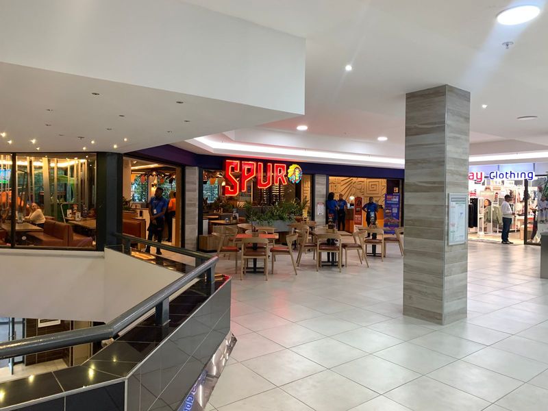 Prime Retail To Let in Busy Rondebosch Mall