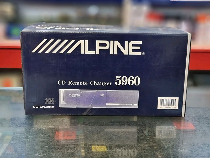 Brand new ALPINE 6 DISC CD SHUTTLE