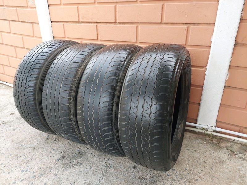4× 265 60 18 inch dunlop tyres for sale r1500 cash all 4