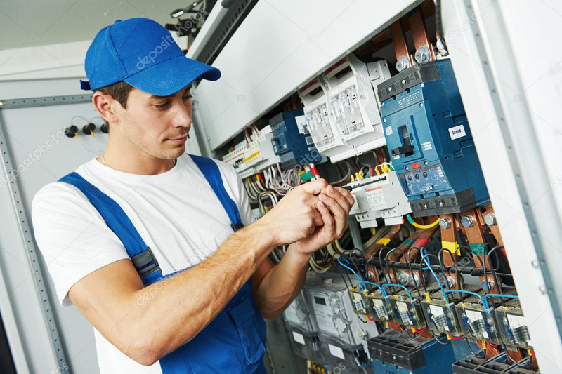ELECTRICIAN REQUIRED FOR CONTRACT WORK
