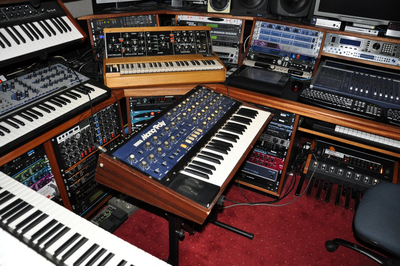 WANTED: Synthesizers, Drum Machines &amp; FX Units - Working or not