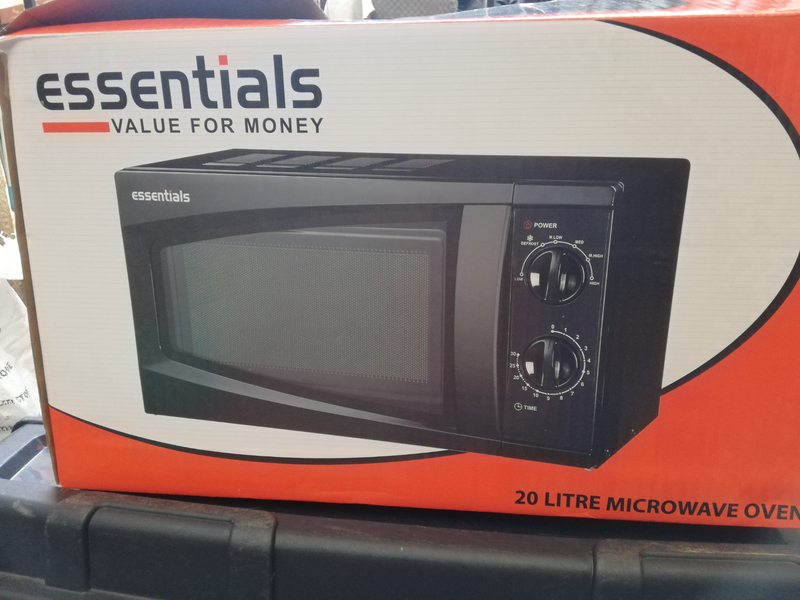 Manual black essentials microwave