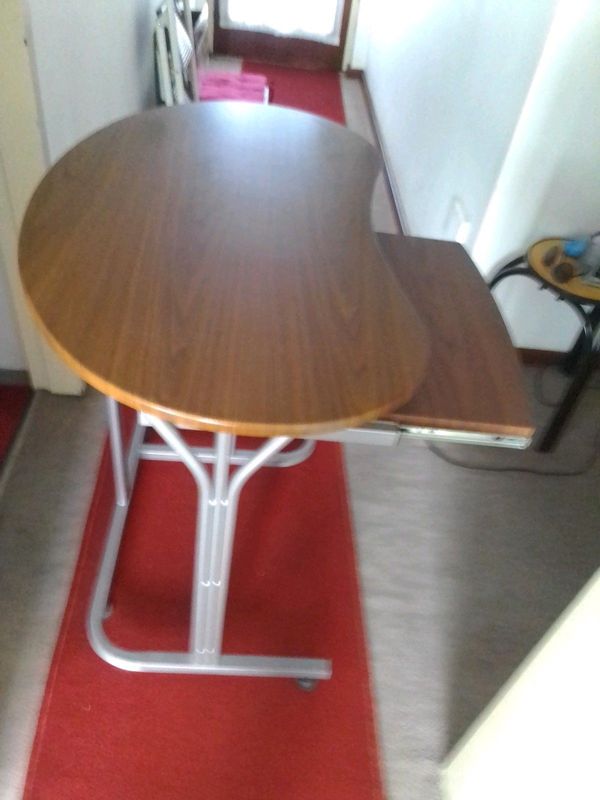 Computer Desk, small glass table and Wooden Table ALL for R800