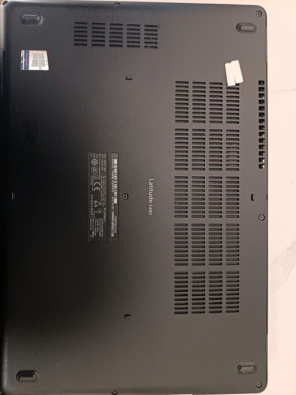 Dell Laptop 5480 - Almost New.