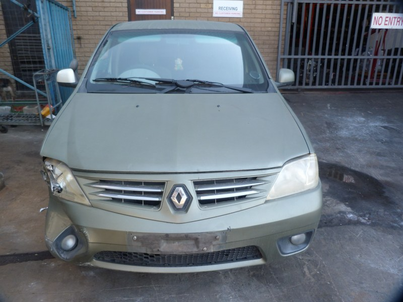 Renault Logan 1.6 MPI Expression Manual Green - 2011 STRIPPING FOR SPARES