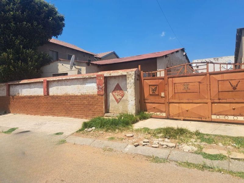 2 Bedroom House For Sale In Naledi
