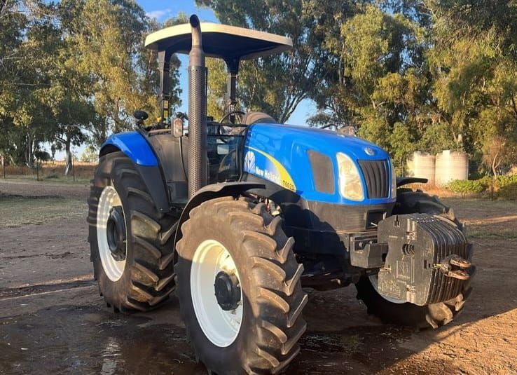 New holland t6020 4x4