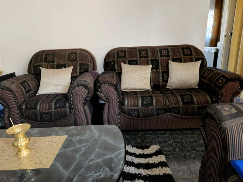 6 Seater Lounge Suite