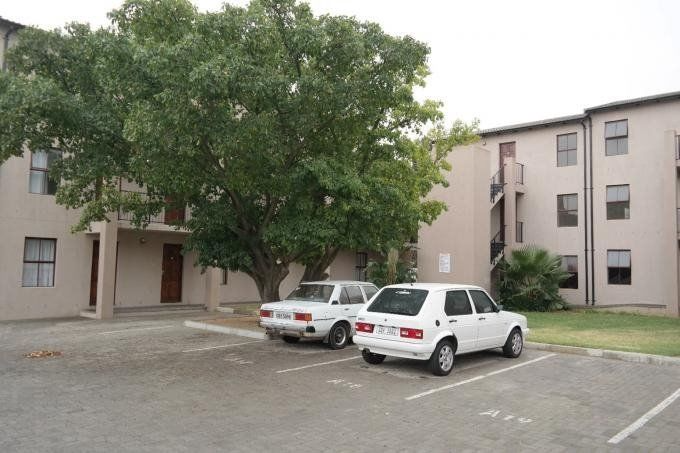 unfurnished 2 bedroom in Moorreesburg, Yzerfontein, Malmesbury, from 1/5 or 1/6