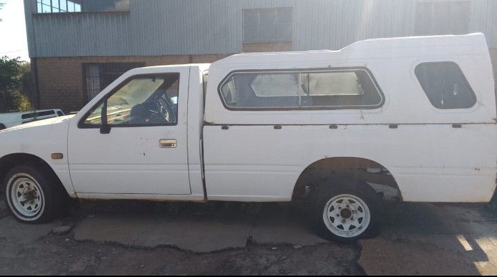 REDUCED PRICE-Non Ruñner Bakkie