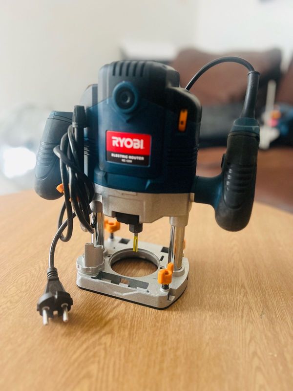 Ryobi Electric Router RE-1255