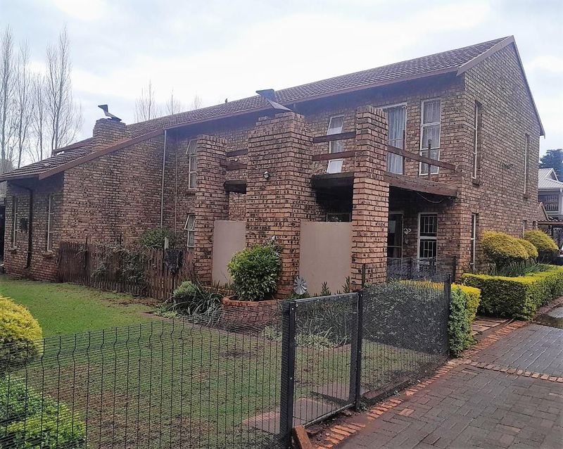House in Middelburg South For Sale