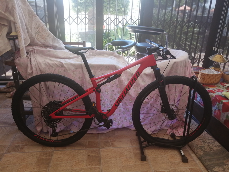 Red Specialized Epic Mountain bike as new