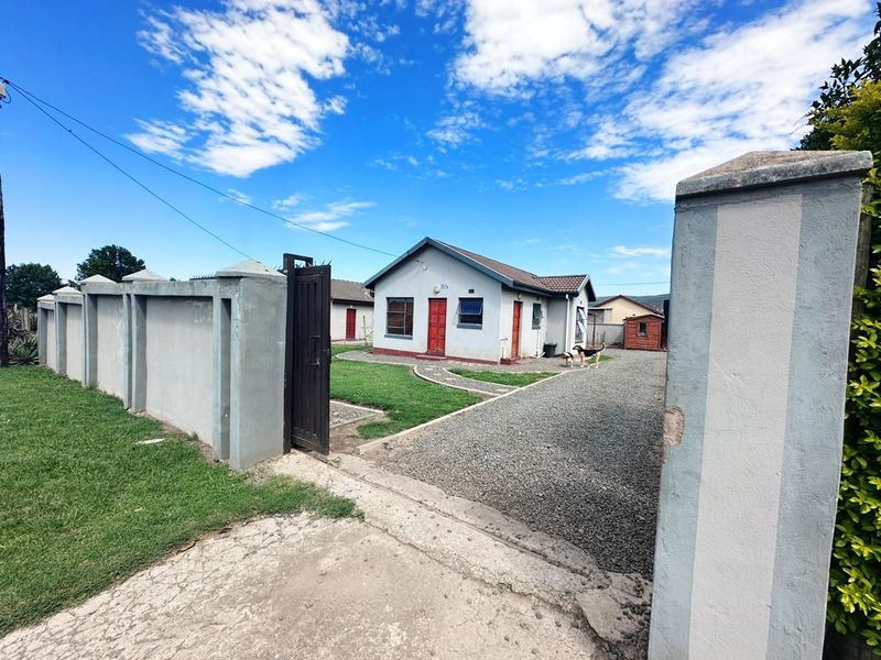 The perfect starter home for sale in Mpophomeni