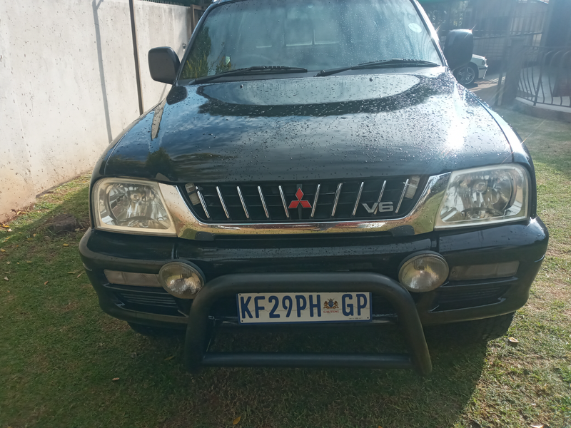 2004 Mitsubishi Colt Double Cab