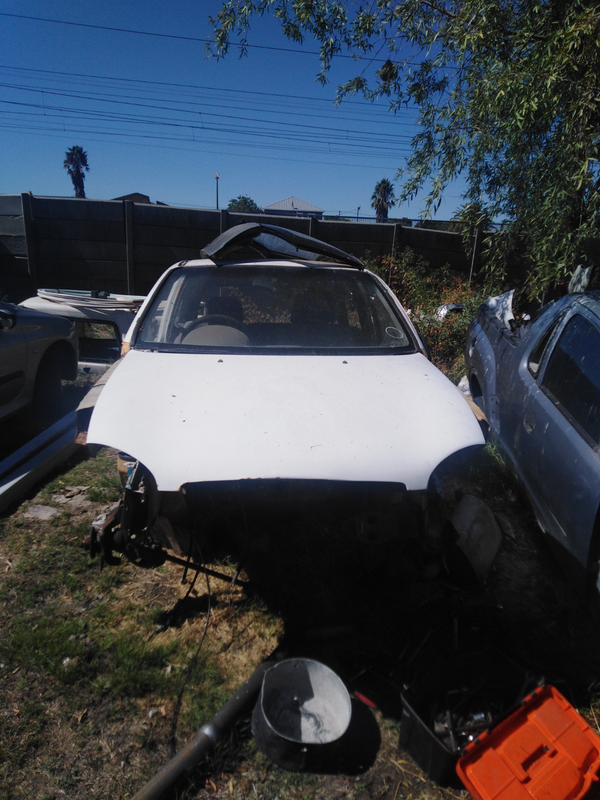 Opel Corsa (breaking up for spares)