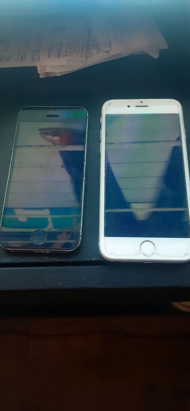 Iphone 5 and 6 for sale spare parts coming on but locked both for R250