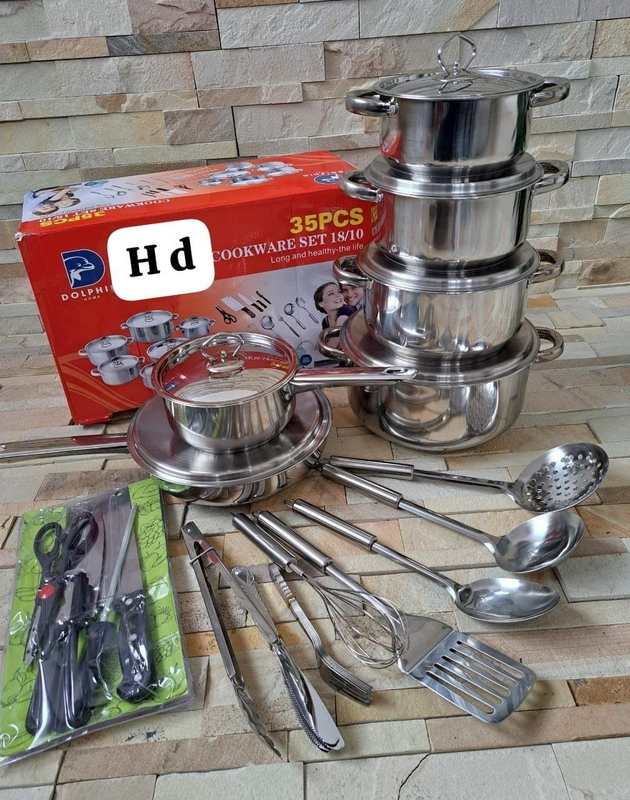 Cooking pots and kitchen set