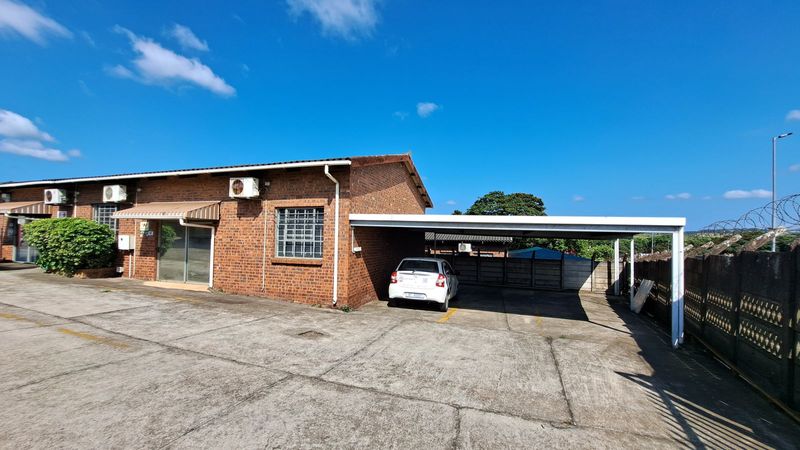 82m2 Office Space in a secure business park in Kuleka Empangeni