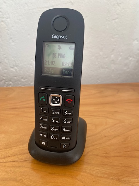 SIEMENS GigaSet A540IP VoIP and Landline Cordless Phone