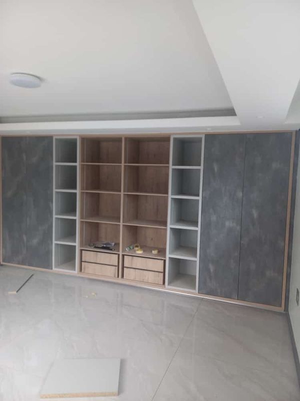 Fitted wardrobe and sliding