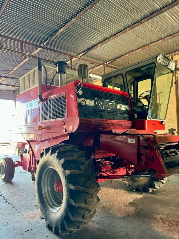 Massey Ferguson 850 Stroper
