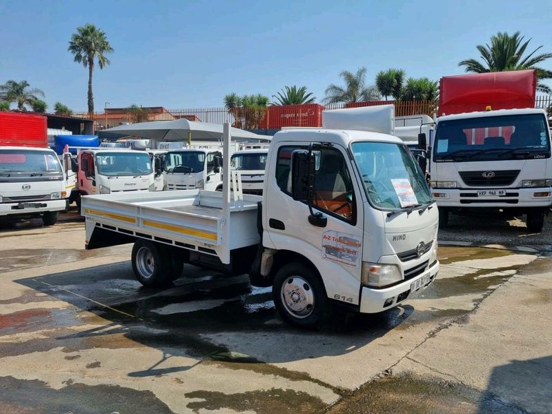 End Of Month Special&gt;&gt;&gt;2015 Hino 300 614 2.5Ton Dropside