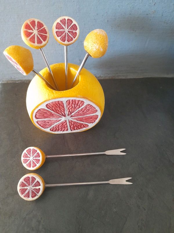 Fruit salad forks