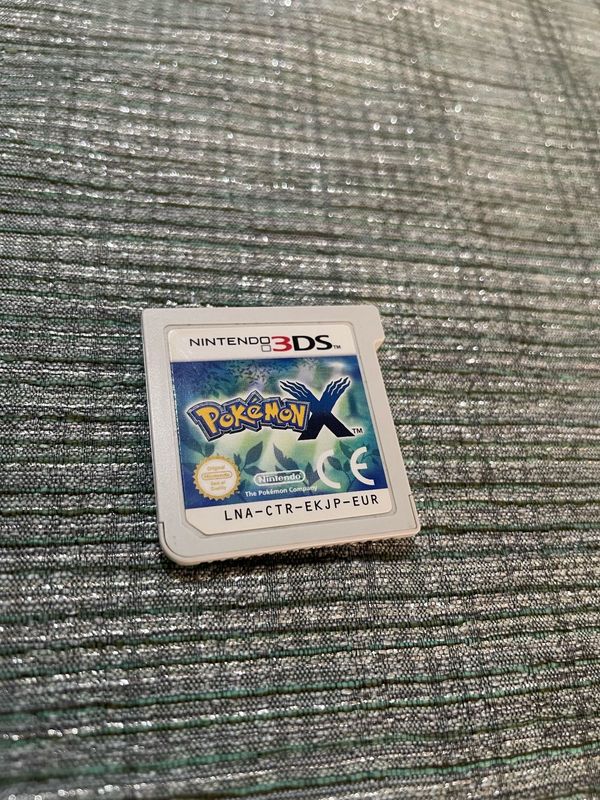 Nintendo 3DS Pokemon X Game