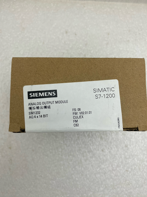 Siemens SIMATIC S7-1200 Analog output 4 AO 6ES7232-4HD32-0XB0 / 6ES7 232-4HD32-0XB0