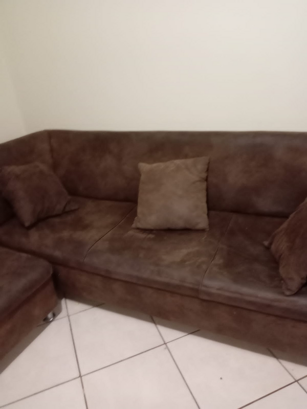 2nd hand couches