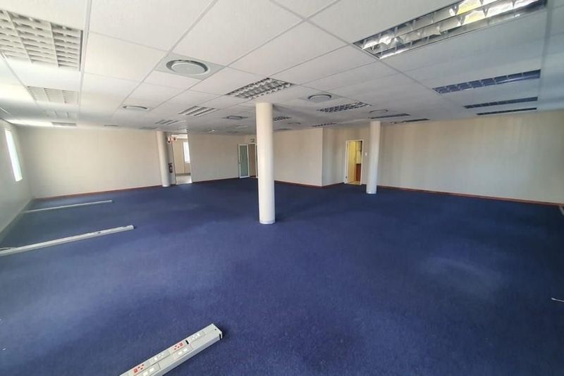 190m2 Neat Office Space
