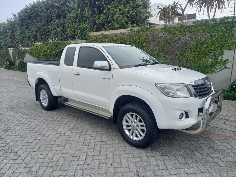 2014 Toyota Hilux Extended Cab