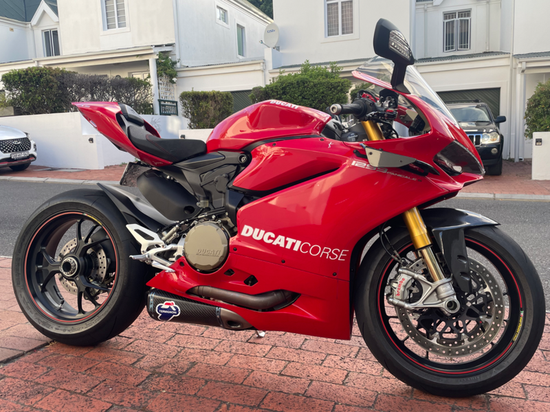 Ducati Panigale 1299S - 2016 - Mint Condition