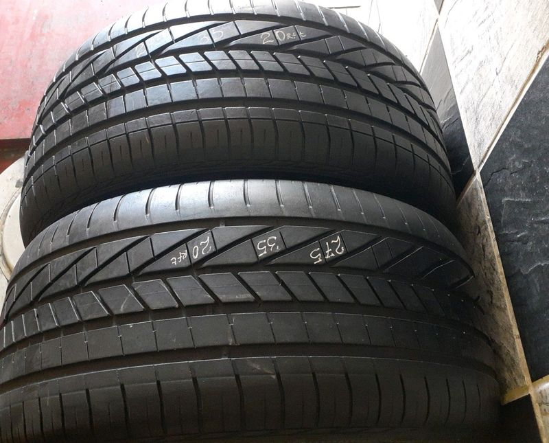 275/35/20×2 runflat Goodyear excellence for sale call/whatsApp 0631966190 for more details will fit.