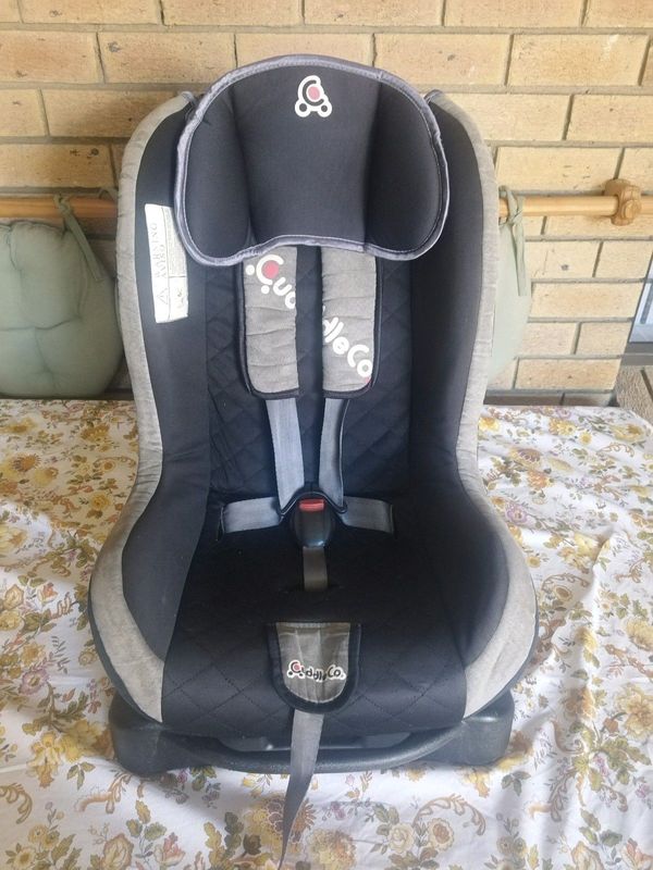 Cuddle Co Car seat