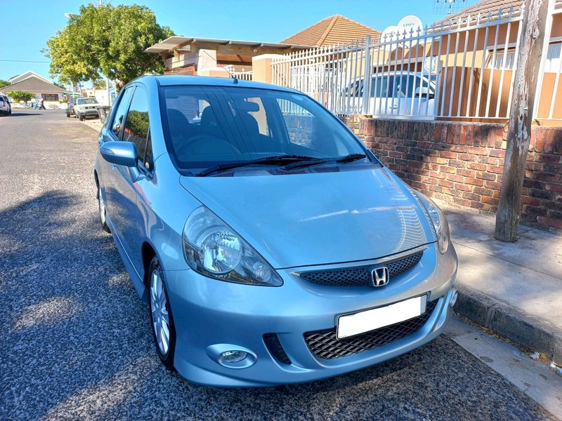 Looking for a honda jazz