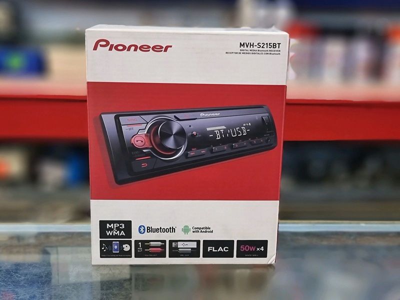Brand new PIONEER MEDIA PLAYER USB/BLUETOOTH