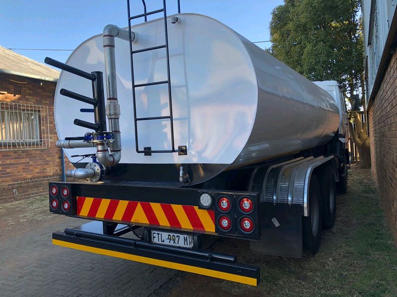 Water tanker ( Water tanks ) for trucks manufactured new !