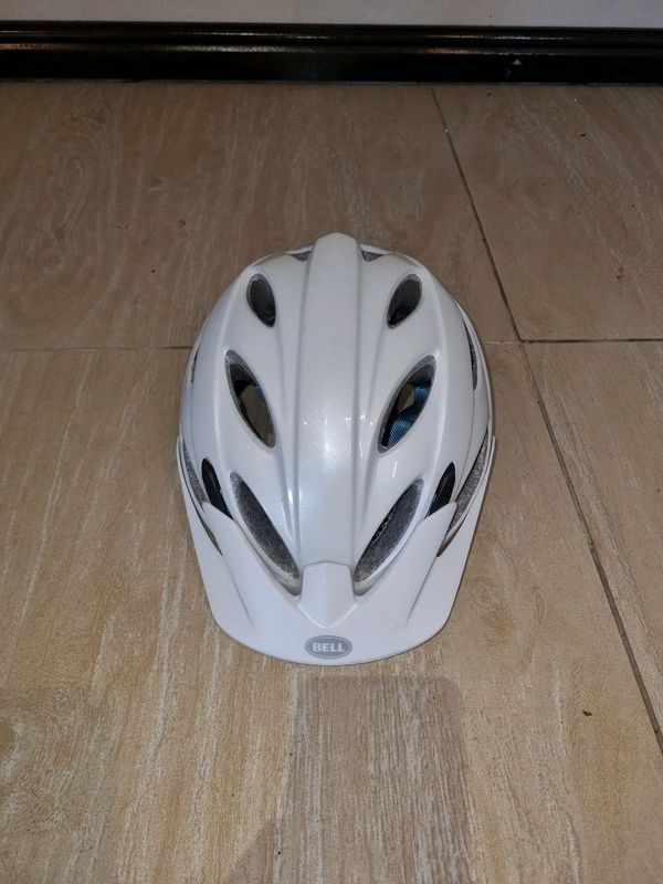 Bell helmet adult size small