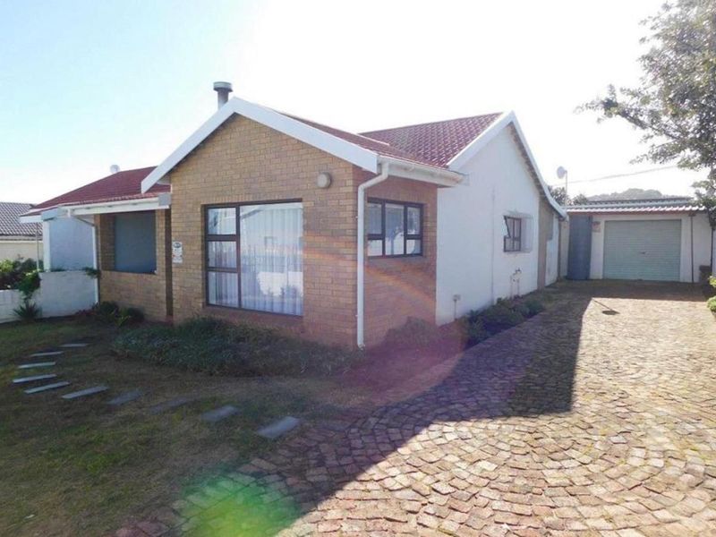 Mid Term Furnished Rental Available in Kleinkrantz